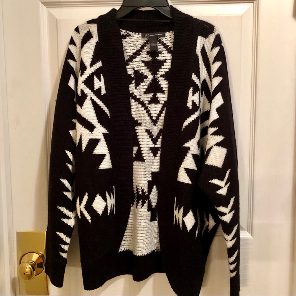 INC Aztec Geometric Patterned B&W Cardigan